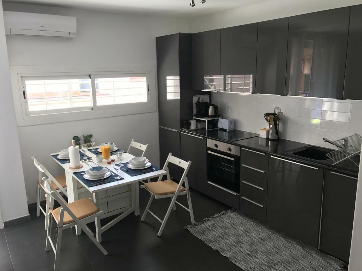 Sunny Flat In Sitges 30 Seconds To Beach, Balcony & Sea Views! מראה חיצוני תמונה